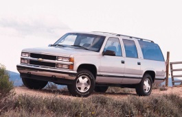 Chevrolet K1500 Suburban 1992 model